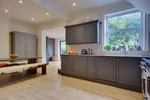 Kitchen / Diner- click for photo gallery